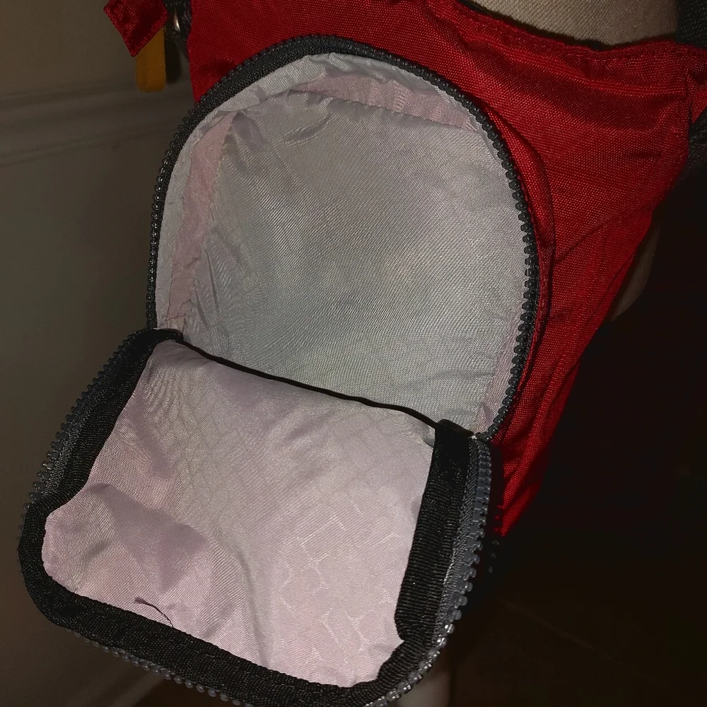 Red COLUMBIA Sling Bag - Picture 4 of 8